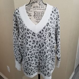Vince Camuto animal print‎ size Medium